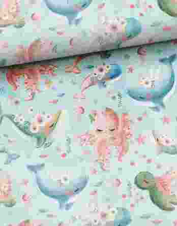 DhW9dfUsrXk9ZuQatgqU 348x445 - 1 French Terry Sweat Stoff Panel mit Walfisch, Blumen, Seesterne und Kugelfische auf mint / hellblau  - 40x50cm - Mädchen Sommersweat Kinderstoff - Digital - Ökotex - Meeresfreunde