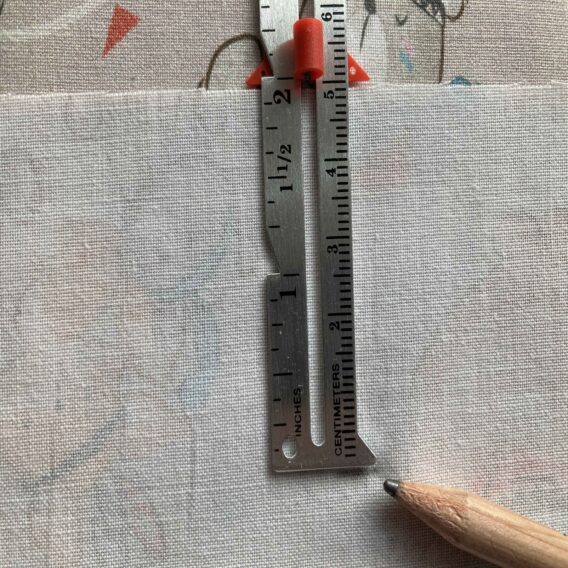 3-teiliges Nähzubehör Set – Lineal zum Nähen, Basteln und Stricken – T-Gleitlehre, Strick- und Nähmaß und Saummaß – ideal für perfekte Nähte und Säume – Saumhilfe für Nähmaschine, Bügelhilfe
