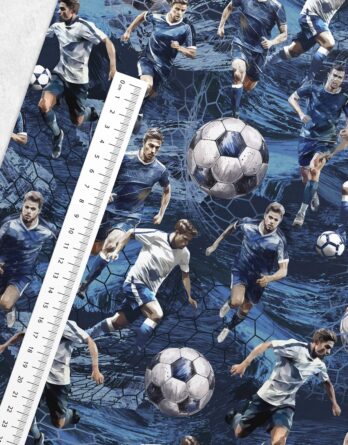 0,5m Premium Baumwollstoff mit Fußballspieler auf blau – Jungen Fußball Kinderstoff – Digital – Ökotex