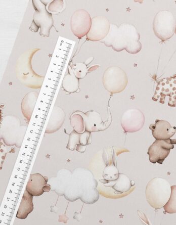 0,5m Premium Baumwollstoff mit Tiere, wie Giraffen, Bären, Elefanten und Hasen mit Luftballons, Mond, Sterne und Wolken in sanftem Braun – Kinderstoffe für Neugeborene, Babys und Kinder – Digital – Ökotex – Mondliebe
