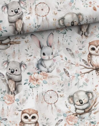 0,5m Premium Baumwollstoff mit Waldtiere, wie Hasen, Eulen, Koala Bären mit Blumen und Traumfänger – Kinderstoffe für Neugeborene, Babys und Kinder – Digital – Ökotex – Traumliebe